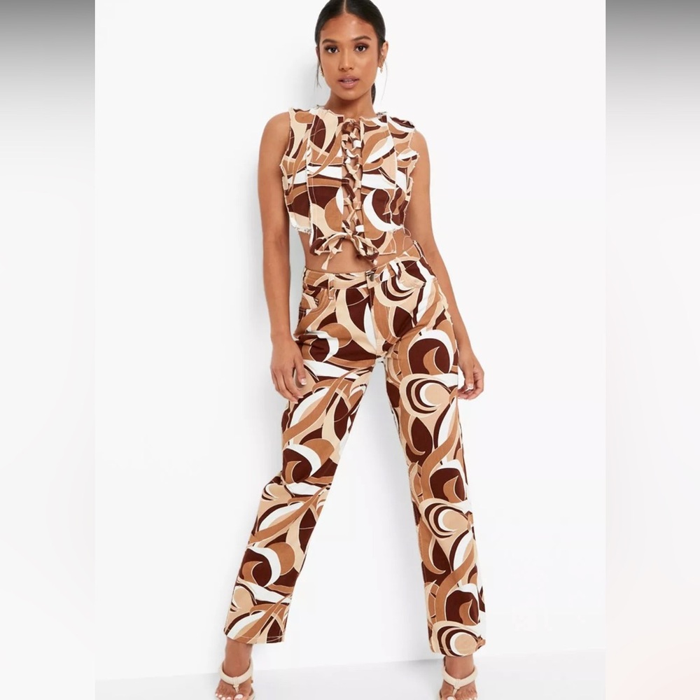 PETITE ABSTRACT PRINTED BOYFRIEND JEANS AND CROP TOP